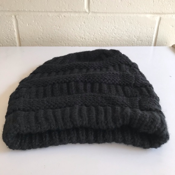 🧢🖤BLACK KNITTED BEANIE🖤🧢 - Picture 5 of 6